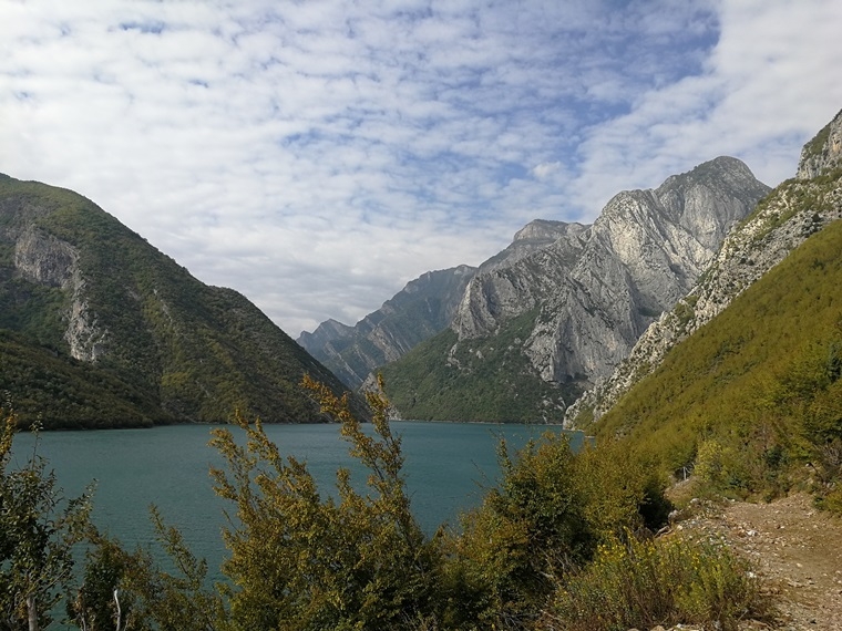 Озеро Коман
