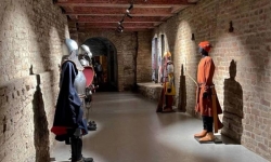 Замки Волыни