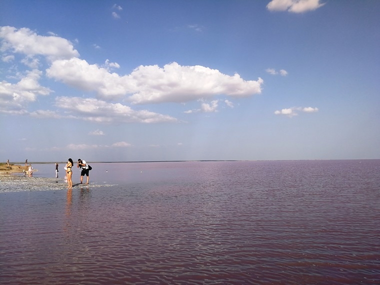 Шато Трубецкого и Розовое озеро (мыс Березина)